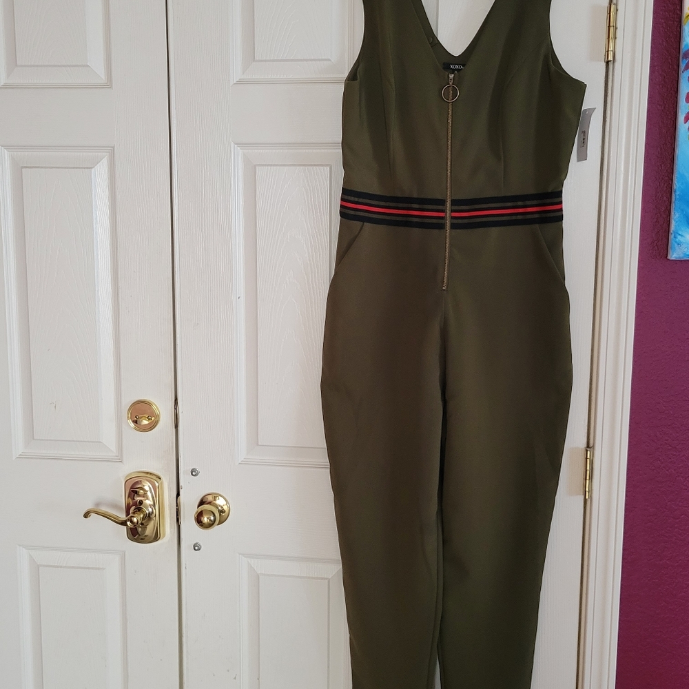Jumpsuit - Picture 3 of 3